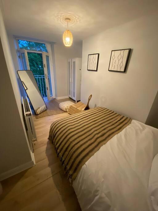 Bowie'S Abode Sowerby Bridge Extérieur photo
